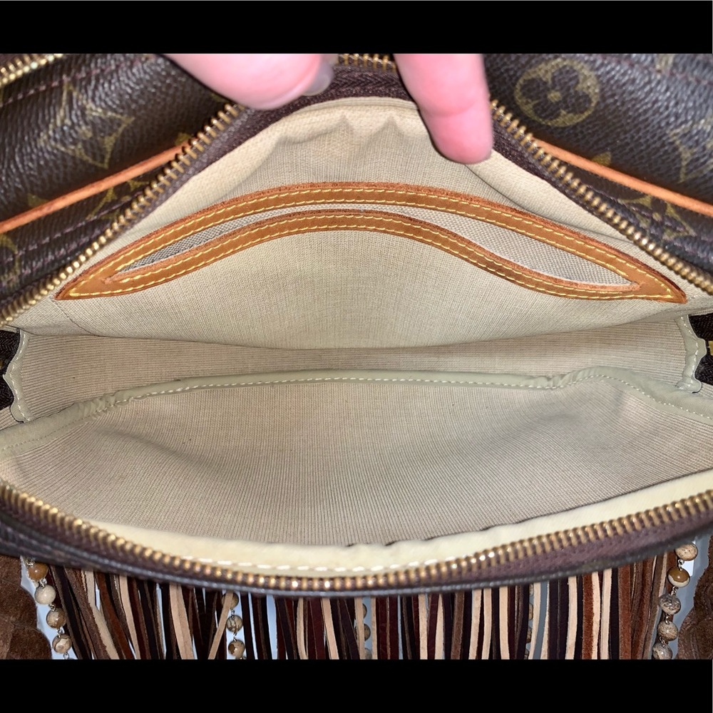 Authentic Louis Vuitton Reporter PM Monogram Upcycled- Vintage Boho Bags - Picture 9 of 16
